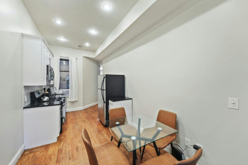 Kingston Ave, Brooklyn, NY - Gallery - 8