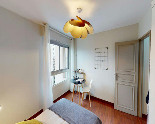Rue Armand Silvestre, Courbevoie