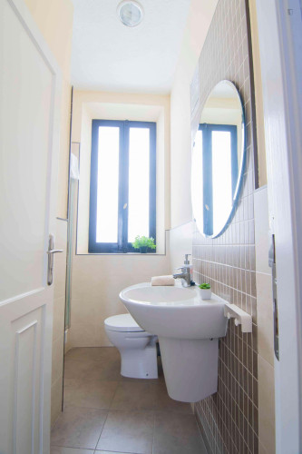Apartment in Calle Frailes, Granada for 120 m² with 4 bedrooms