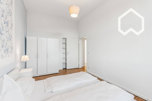 Attractive 50 sqm 2-Room Apartment: Ideal for business professionals or Couples - Gallery - 6