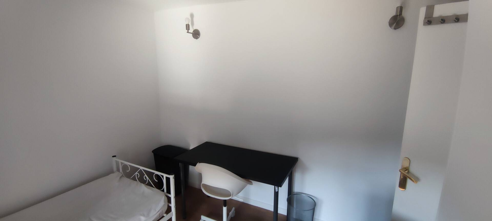 70m² Private room in a flatshare for 3 people - Rooms