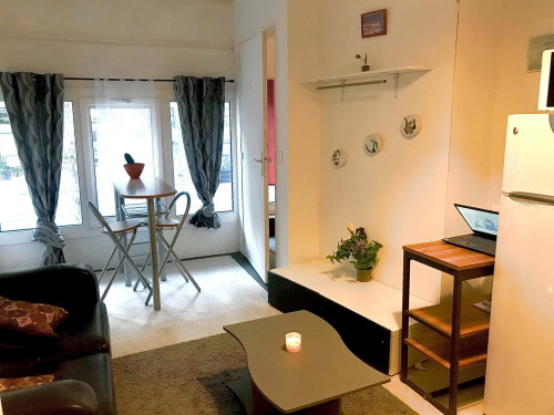 Room in Cours Charlemagne, Lyon for 97 m² with 1 bedroom - Gallery - 2