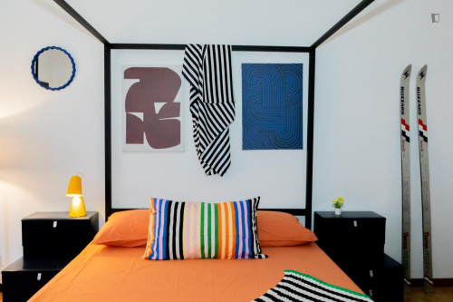 Double bedroom in 5-bedroom apartment - Gallery - 30