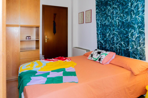 Double bedroom, with balcony, in 9-bedroom apartment - Gallery - 30