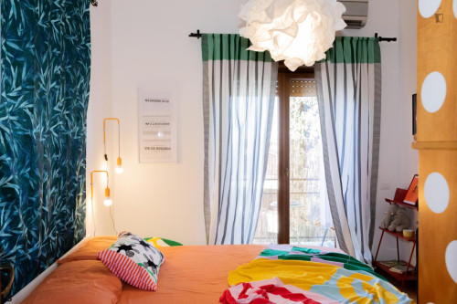 Double bedroom, with balcony, in 9-bedroom apartment - Gallery - 21