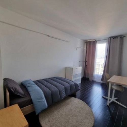 Chambre étudiant ou jeune travailleur pour fille uniquement! - Gallery - 6