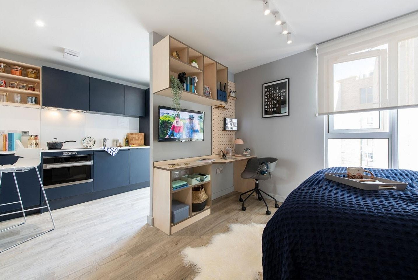  Studio Exec  -  Silk Mill Edinburgh  - Gallery -  1
