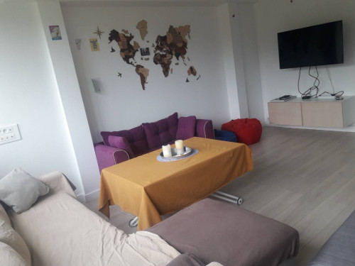 88m² Private room in a flatshare for 4 people