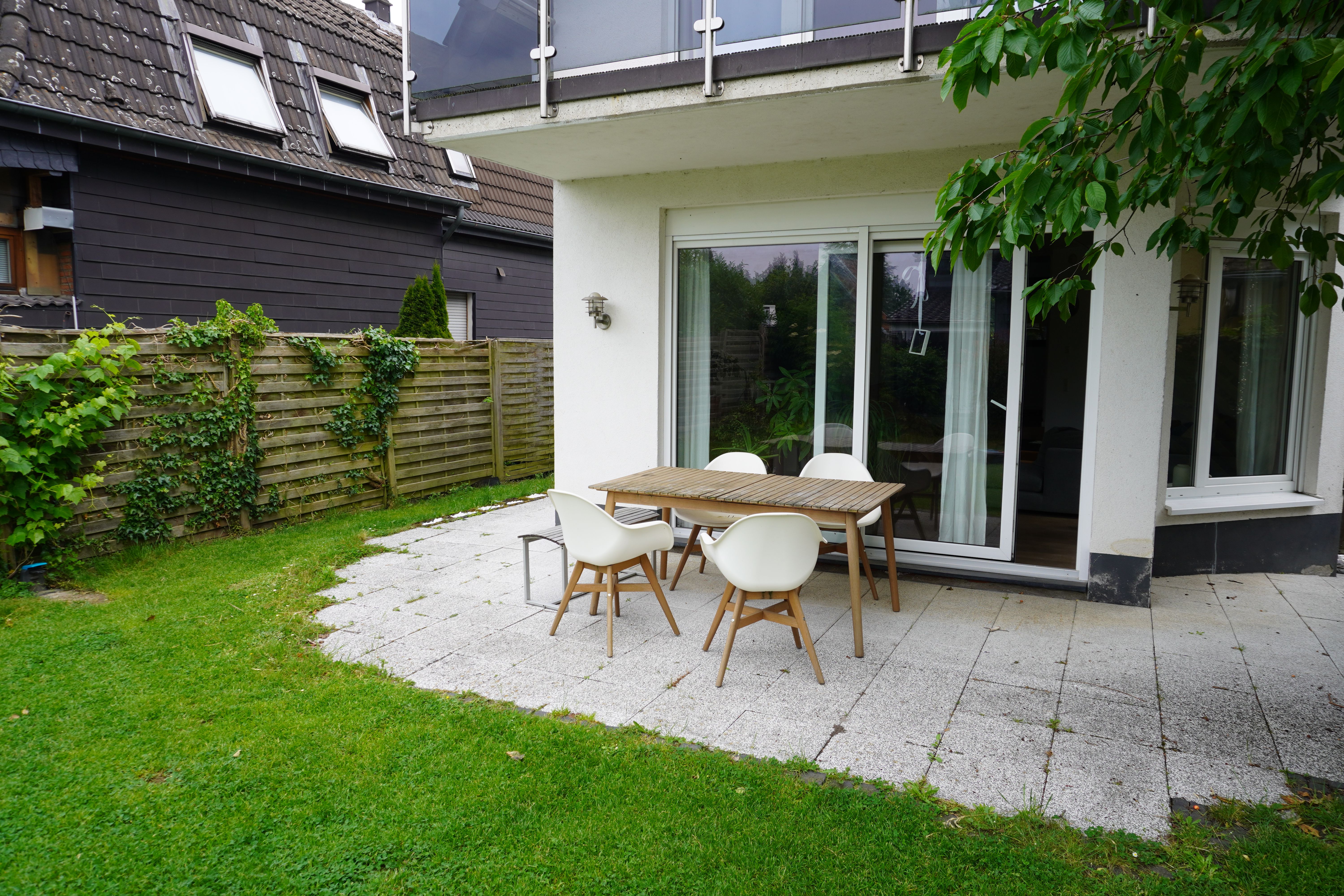  Furnished House With Garden And Charm – Rural Tranquility In Solingen Between Cologne And Düsseldorf  -  Furnished house with garden and charm – rural tranquility in Solingen between Cologne and Düsseldorf  - Gallery -  20
