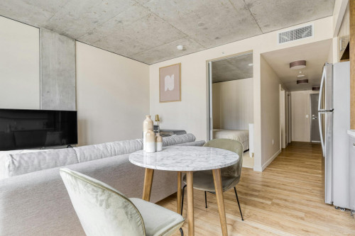 Northeast 9th Street, Bellevue, WA - Gallery - 5