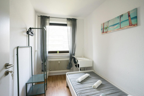Kölner Landstraße, Düsseldorf