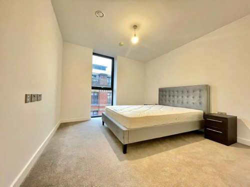 Manchester New Square - Gallery - 23