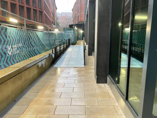 Manchester New Square - Gallery - 10