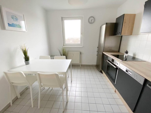 Snug double bedroom in Favoriten  - Gallery -  5