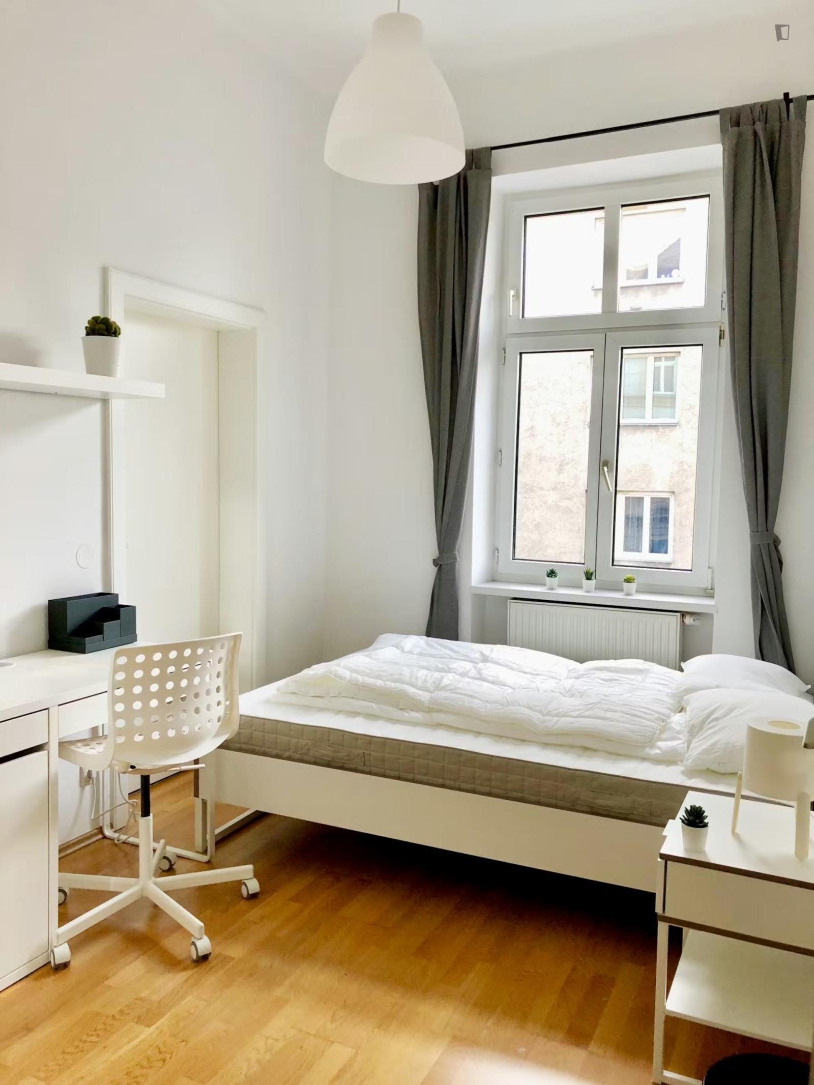 Pleasant Double Bedroom In Margareten - Pleasant double bedroom in Margareten - Gallery - 1