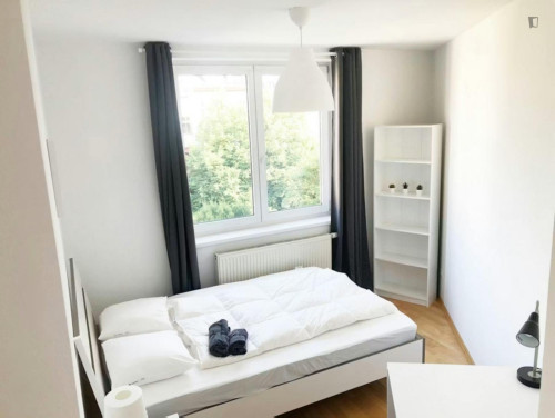 Very nice double bedroom in Margareten  - Gallery -  5