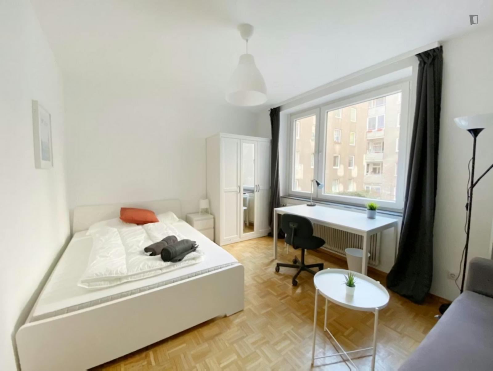 Snug Double Bedroom In Fasanviertel - Snug double bedroom in Fasanviertel - Gallery - 1