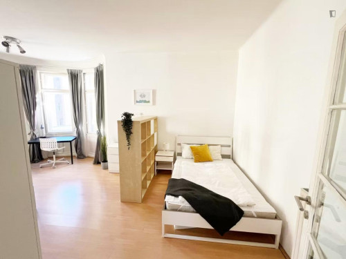 Inviting double bedroom in the Leopoldstadt district