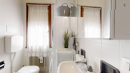 Single bedroom in 4-bedroom apartment  - Gallery -  5
