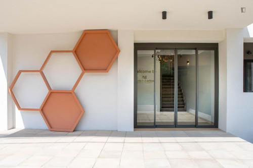 Welcoming studio in Moschato