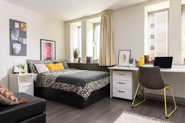  Large Highest Double Studio  -  Stratford One  - Gallery -  1