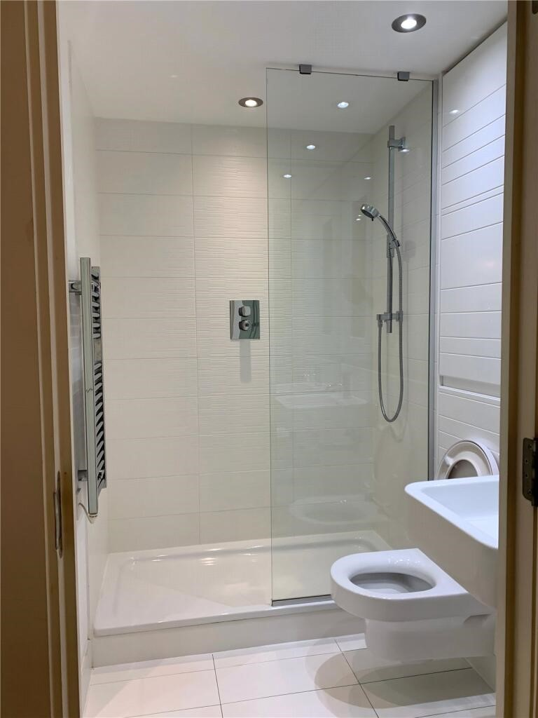 Two-Bed Flat - 5