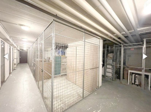 Quiet furnished terrace apartment, 5 minutes to the main line – new occupancy after partial renovation