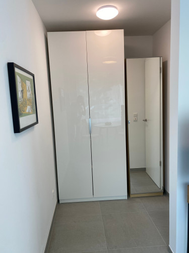 First occupancy: completely new single apartment