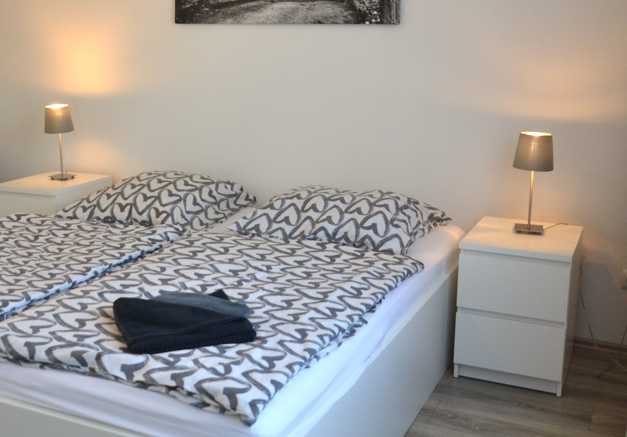 Modern 50 Sqm Apartment With Balcony, WiFi & Parking – Near Rhine In Duisburg - 12