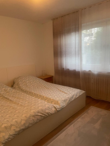 Spacious Apartment with big garden in quite street - Gallery - 15