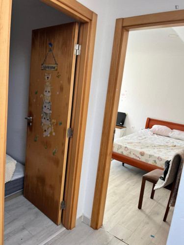 Nice 2 Bedroom House close to Barreiro Train Station