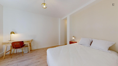 Big double ensuite bedroom in Villejuif