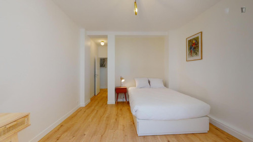 Big double ensuite bedroom in Villejuif