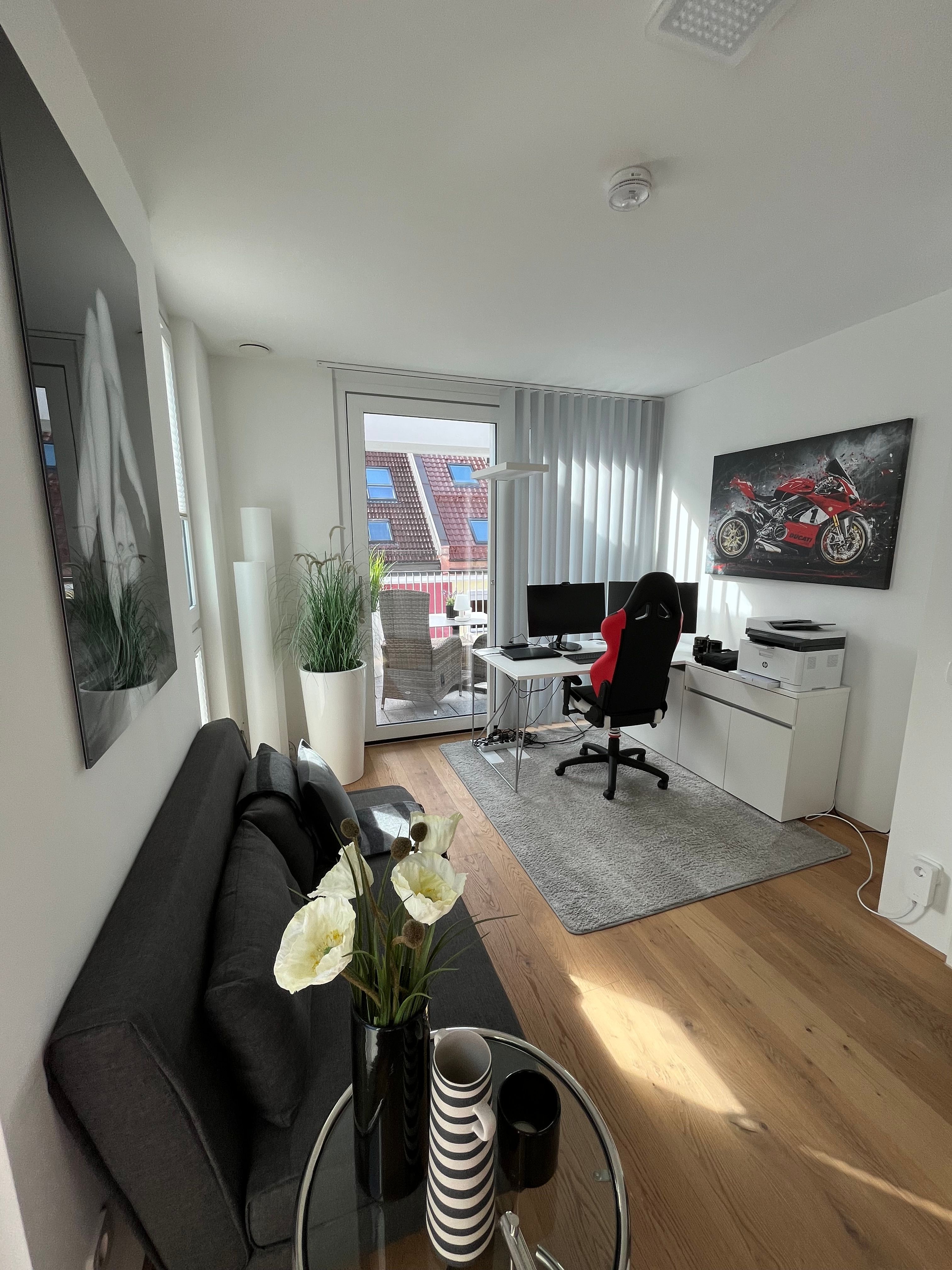 Well-Maintained & Bright Apartment In A Good Location Exclusive Penthouse With High-Quality Full Fur - 1