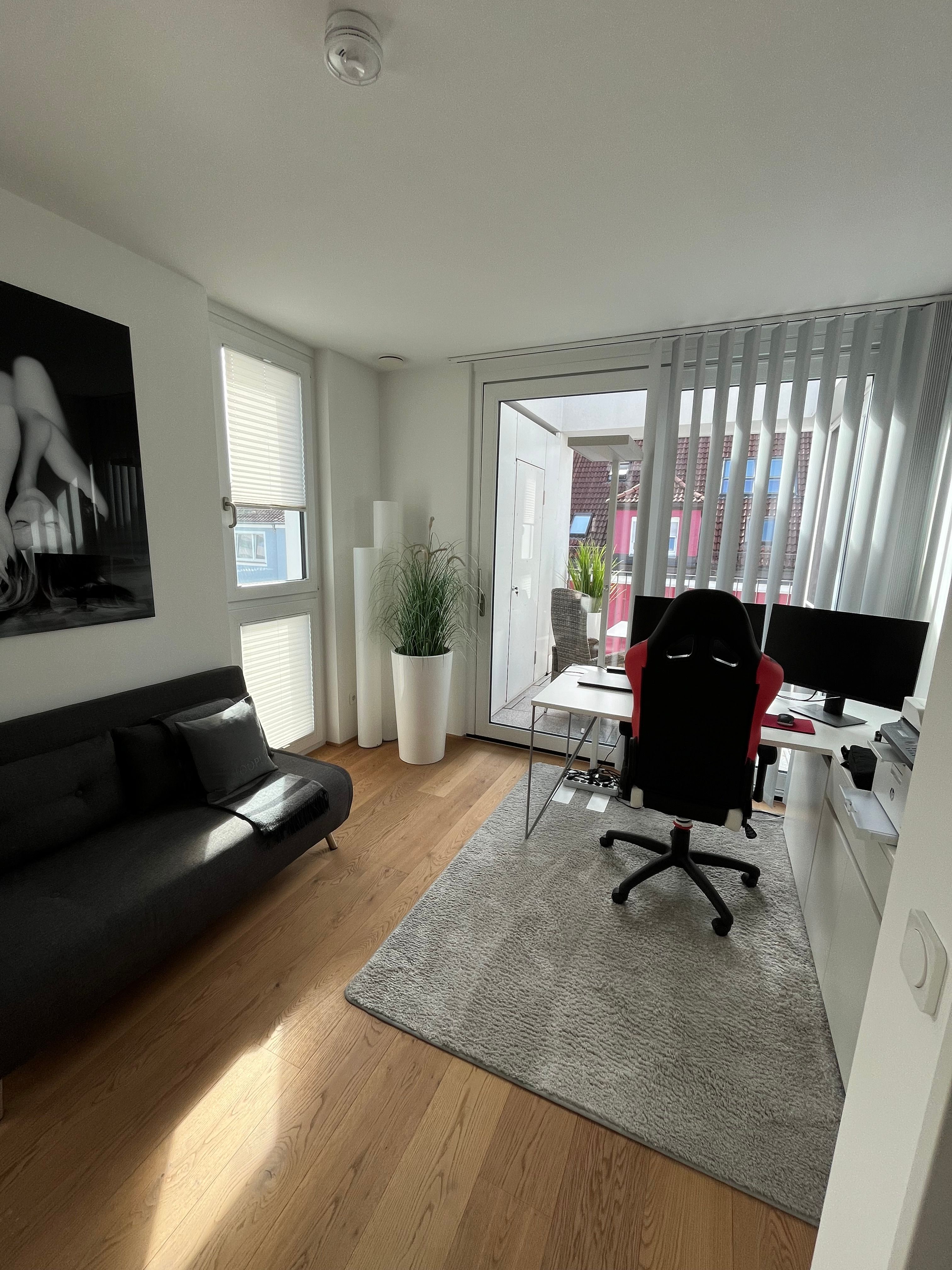 Well-Maintained & Bright Apartment In A Good Location Exclusive Penthouse With High-Quality Full Fur - 2
