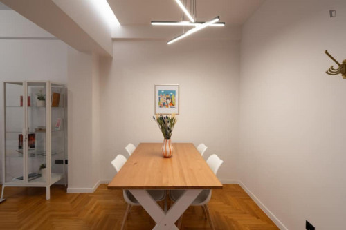 Modern Heavenly Apartment in Exarcheia - Gallery - 11