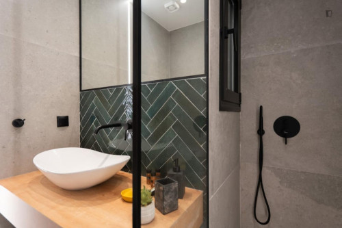 Modern Heavenly Apartment in Exarcheia - Gallery - 9