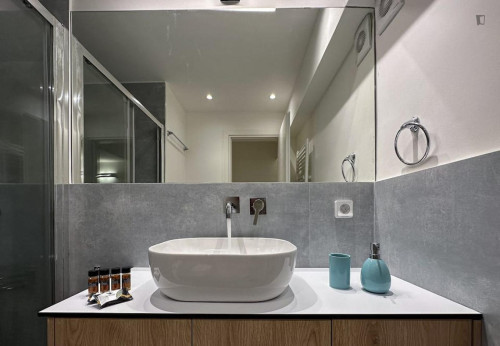 Modern Comfort Oasis in Pagrati