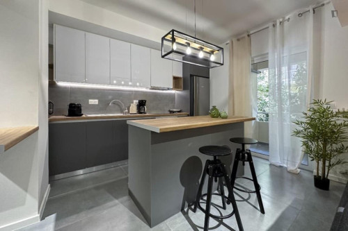 Modern Comfort Oasis in Pagrati - Gallery - 11