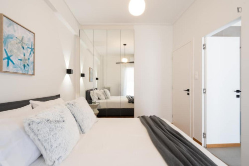 Premium Pagrati Apartment