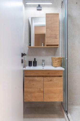 Modern Flat in Kolonaki - Gallery - 9