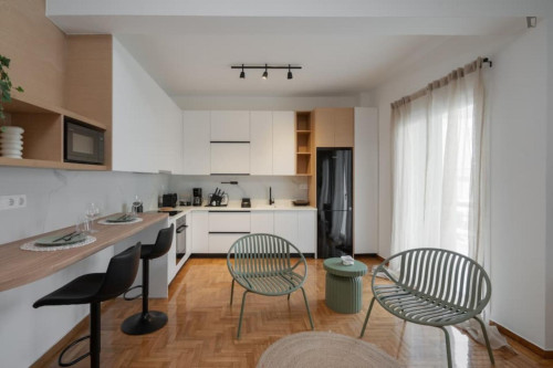Seaside Getaway in Glyfada - Gallery - 12