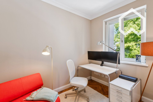 Luxury Apartment in Düsseldorf - Gallery - 22