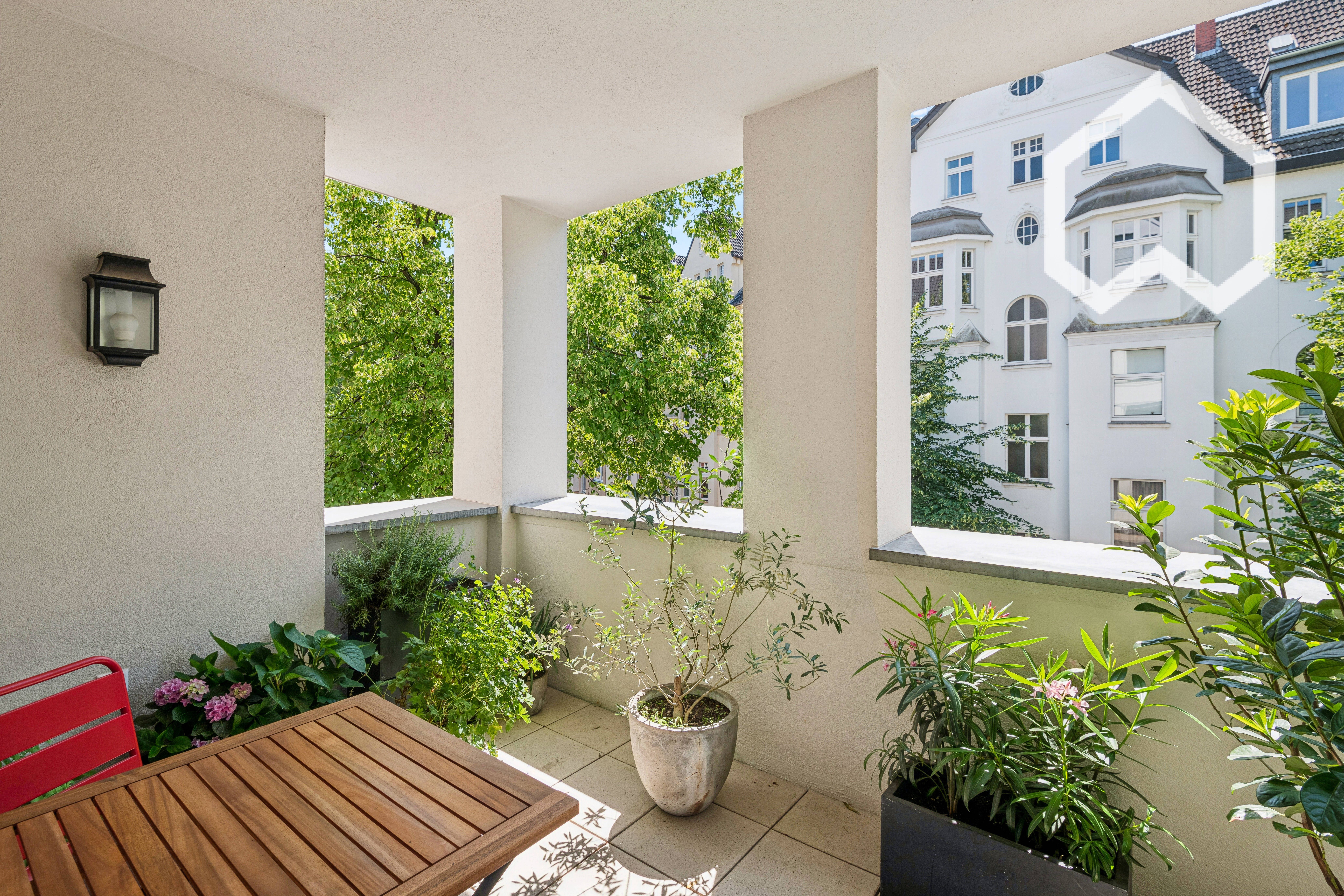 Luxury Apartment In Düsseldorf - 2
