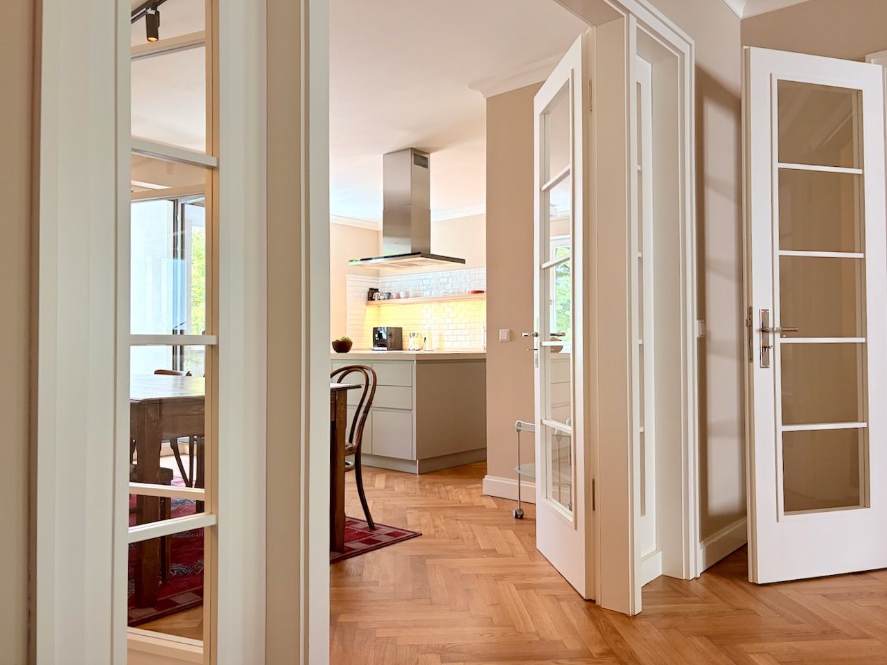 Luxury Apartment In Düsseldorf - 46