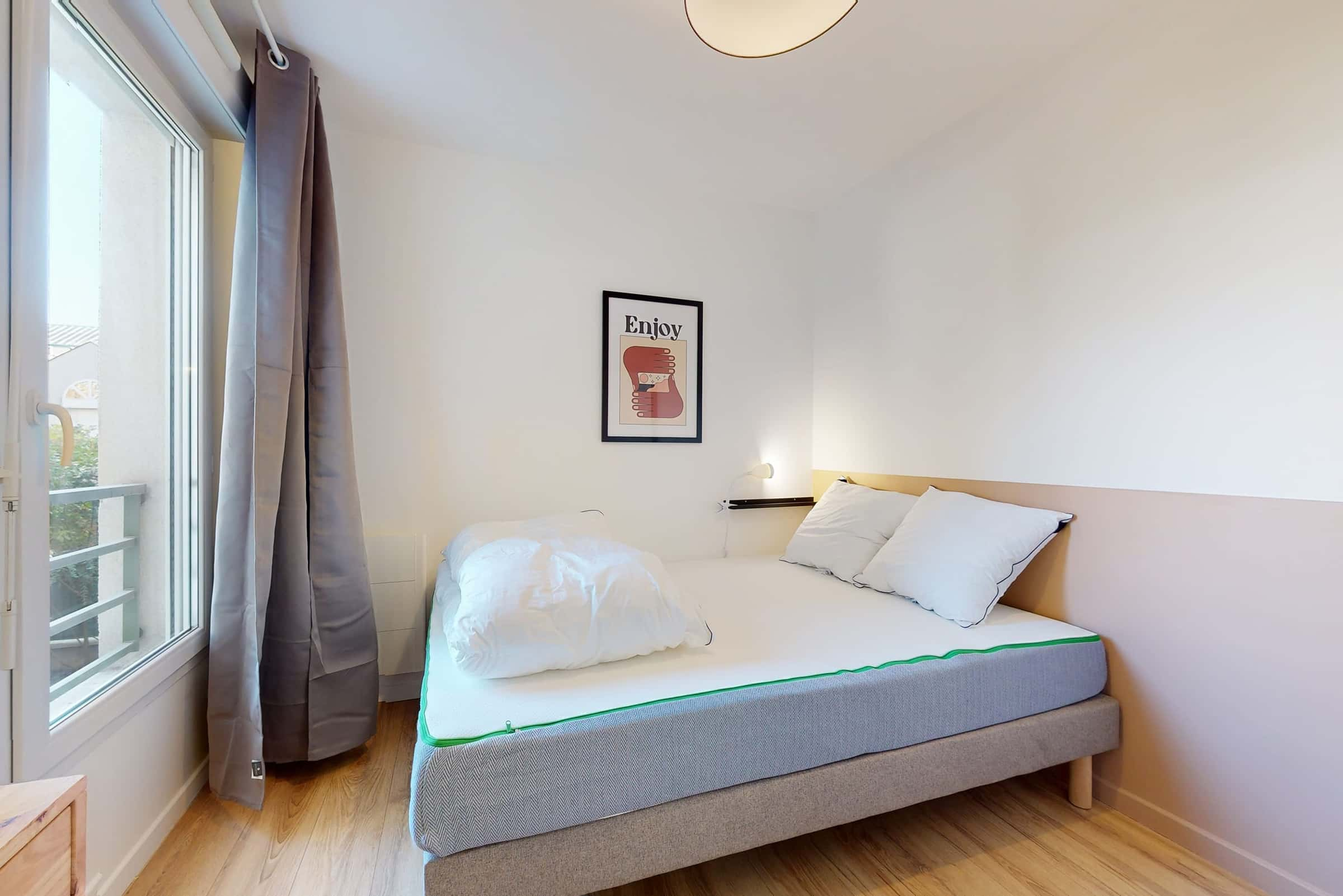 Room 1 - 1