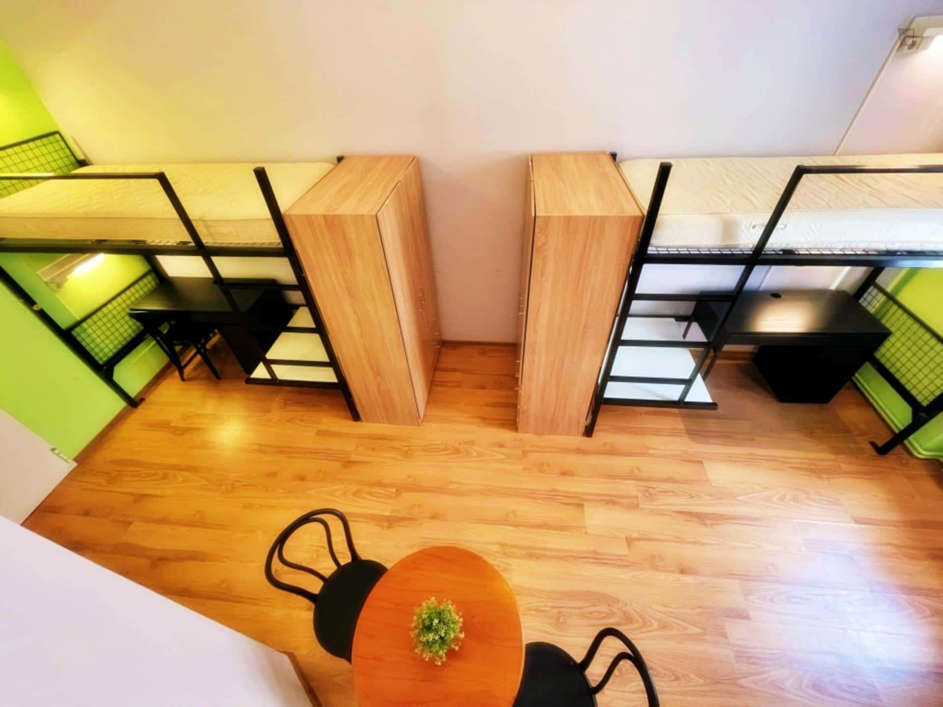  Shared Room  -  Room in Ipar utca, Budapest with 18 bedrooms  - Gallery -  6