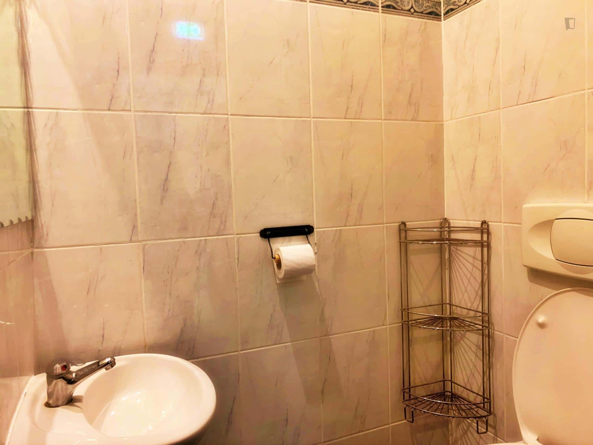  Shared Room  -  Room in Ipar utca, Budapest with 18 bedrooms  - Gallery -  11