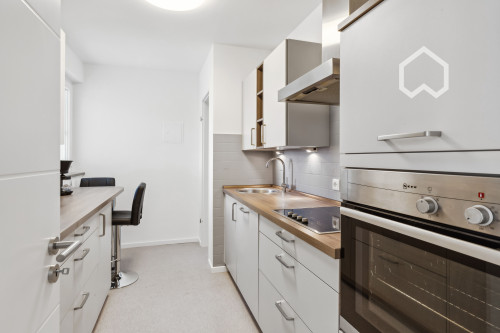 Furnished 2-room apartment with mountain view and balcony in Munich. - Gallery - 9