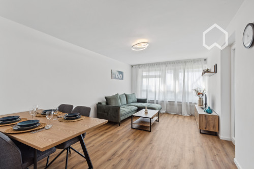 Furnished 2-room apartment with mountain view and balcony in Munich.